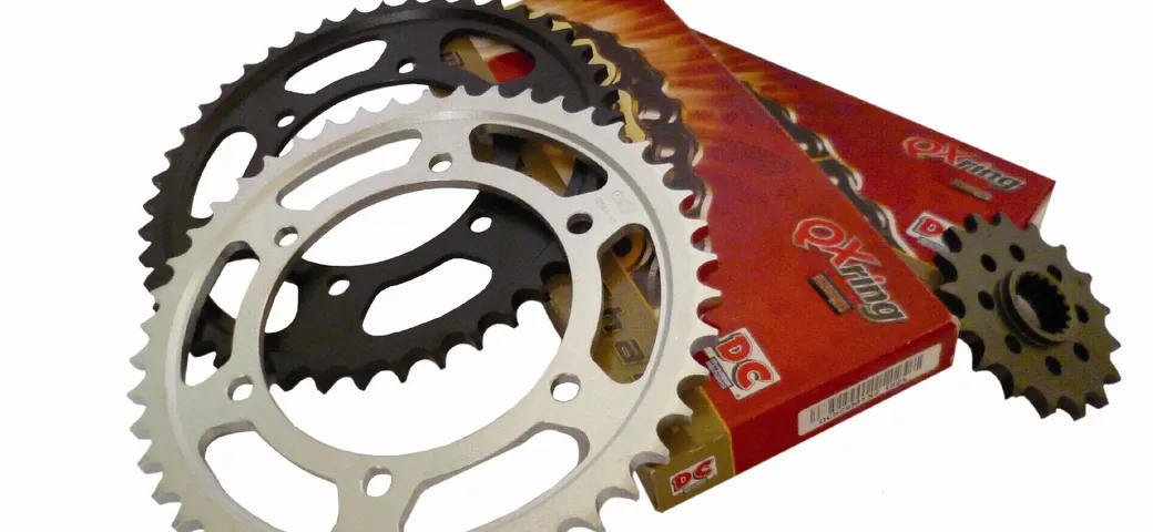 EICMA 2014: corona DC-Chains Qxring