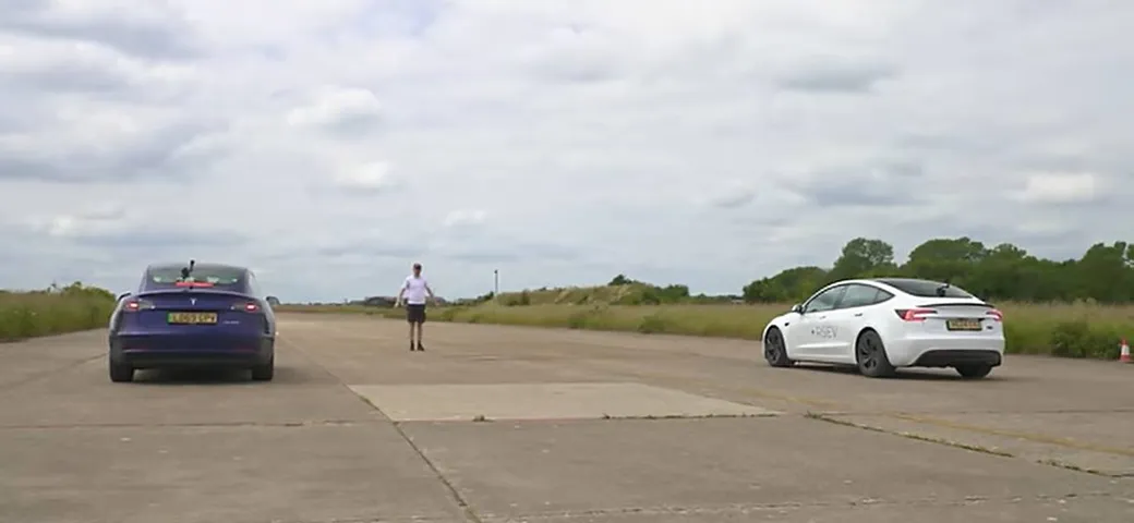 Tesla Model 3 Performance nuova vs vecchia: drag race elettrica | Video