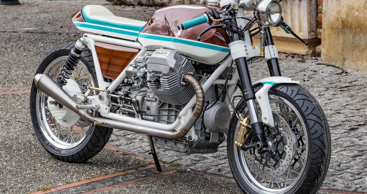 Moto Guzzi Dolce Riva: un capolavoro di eleganza e artigianato
