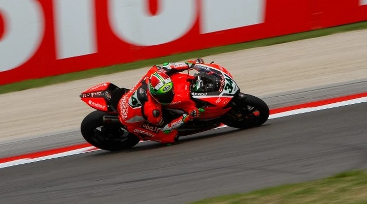 SBK Misano 2016: zampata di Giugliano nelle FP1, poi Hayden e Sykes