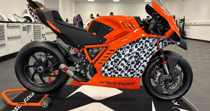 Kramer trasforma KTM 1290 e 1390 in superbike da pista