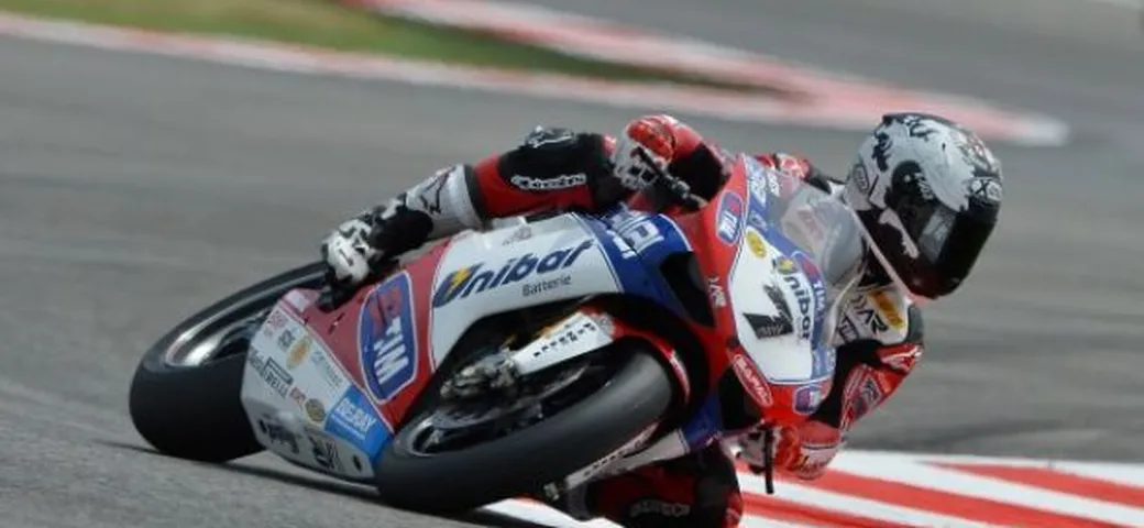 WSBK, Mosca: Carlos Checa subito veloce nel primo test