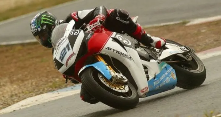 WSBK: John Hopkins prova la Honda Stiggy ad Almeria