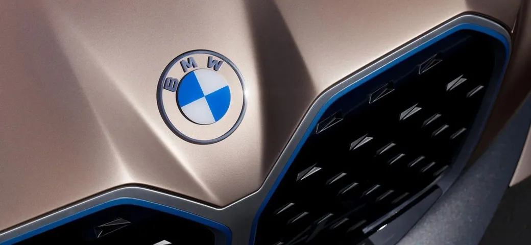 BMW rilancia il range extender, iX5 REx con autonomia da 1.000 km