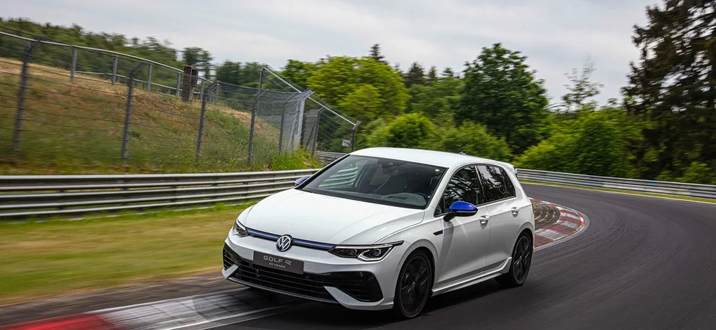 Volkswagen Golf R 20 Years: in Italia con prezzi da 63.900 euro