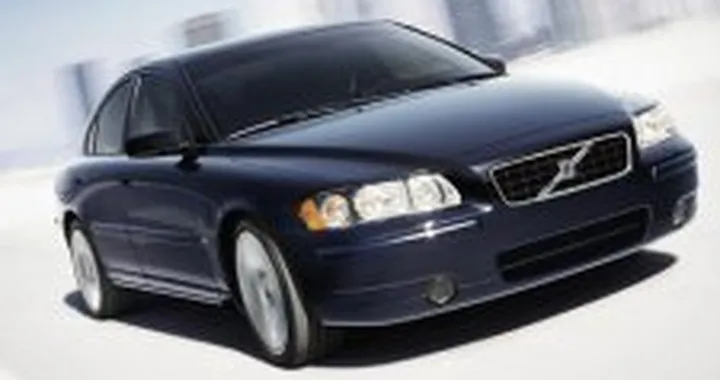 Volvo: fuori la S60, arriva una monovolume ?