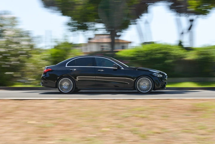 Mercedes-Benz C 300d 4Matic: la prova su strada