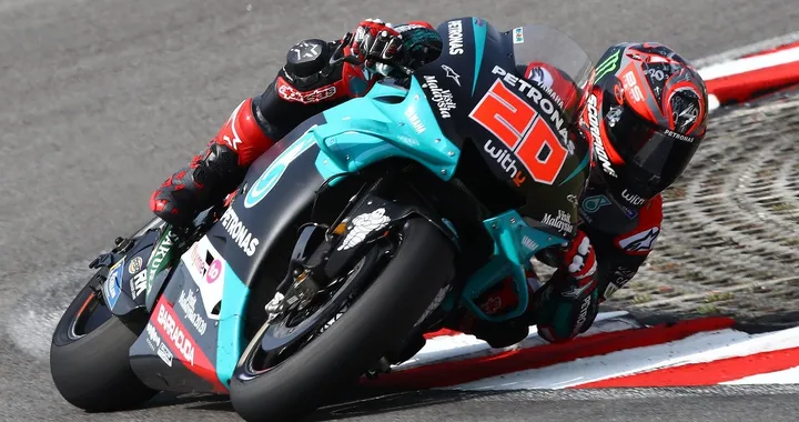 MotoGP, segnale dai test di Sepang: la nuova gomma soft accorcia o allunga il “trenino”?