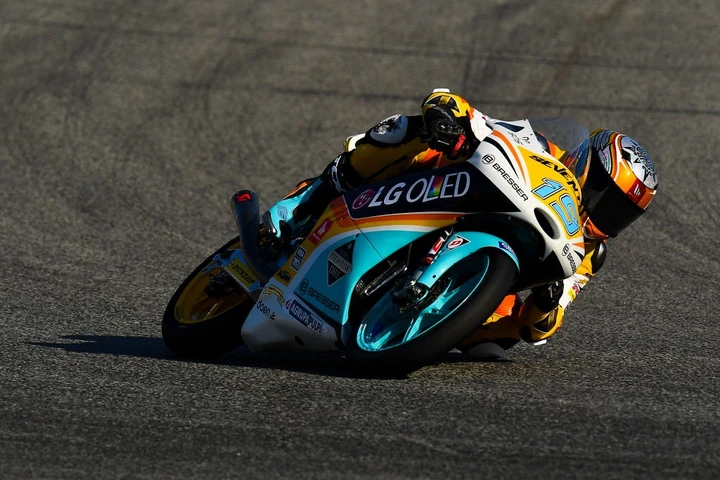 Moto3 Brno: pole a Rodrigo su Fenati