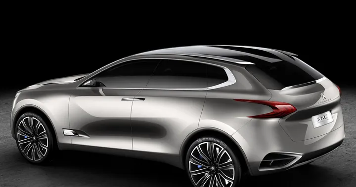 Peugeot 7008: allo studio la SUV per il top di gamma