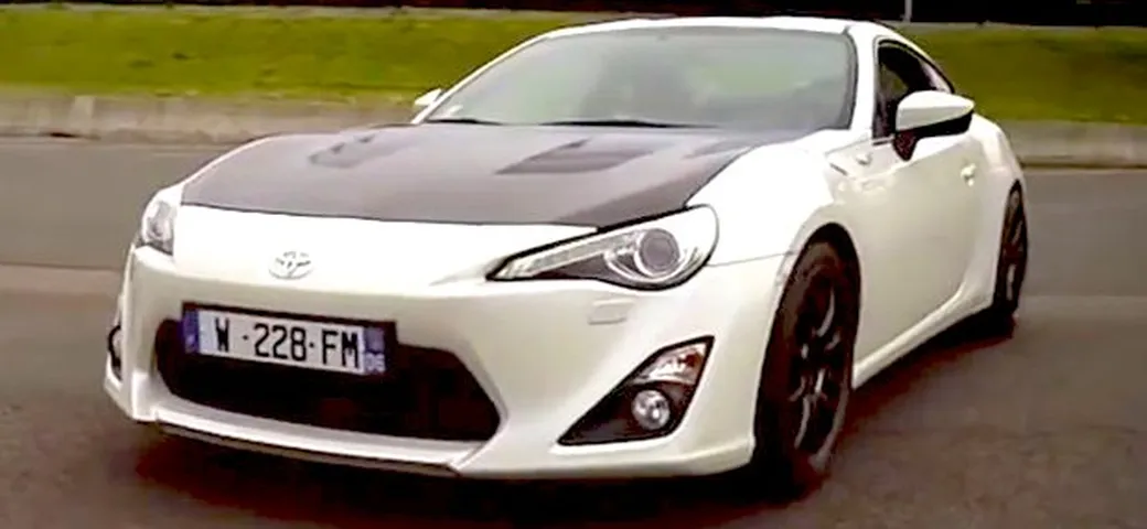 Toyota GT 86 HKS: il sound dei 400 cavalli in video