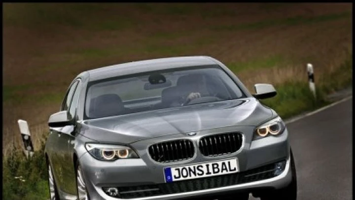 Nuova BMW serie 5 F10: la tecnica fa un passo indietro