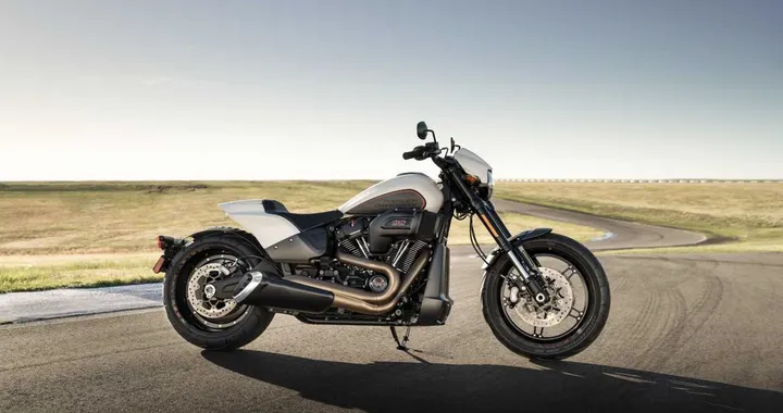 Harley-Davidson: la cruiser FXDR 114 e altre novità per il 2019