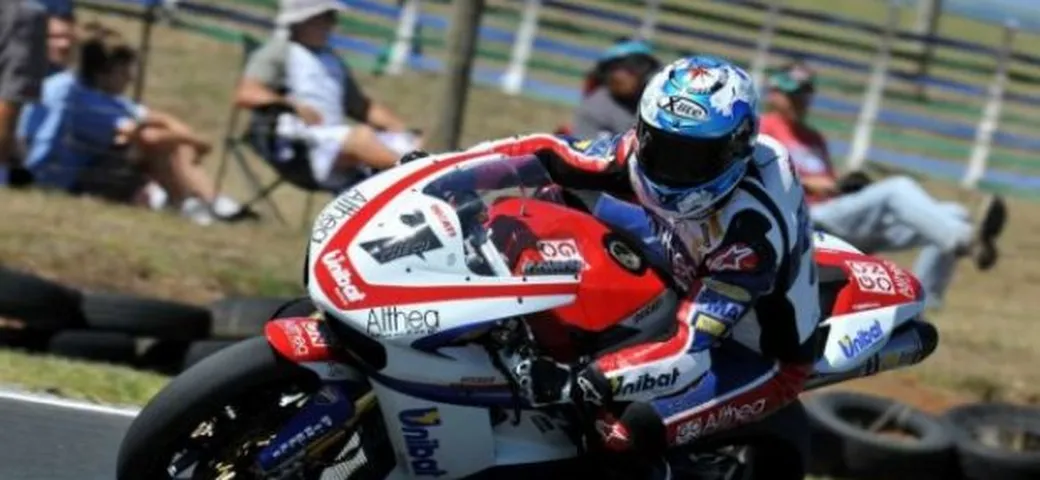 WSBK a Valencia: Checa si conferma primo nelle prove libere