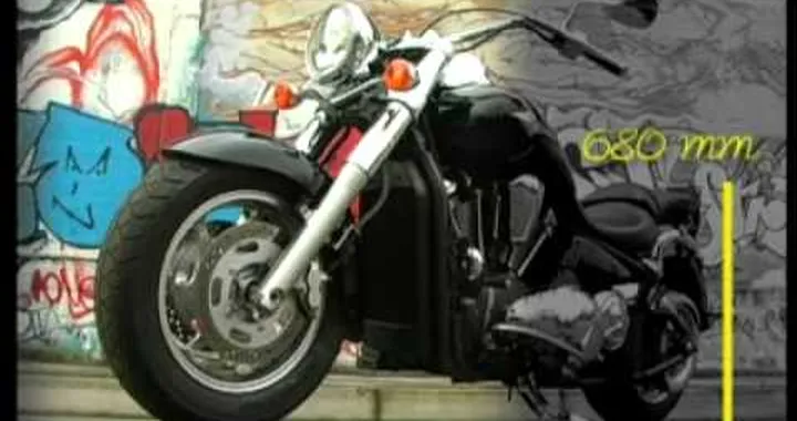 Kawasaki VN2000 vs Suzuki 1800 Intruder