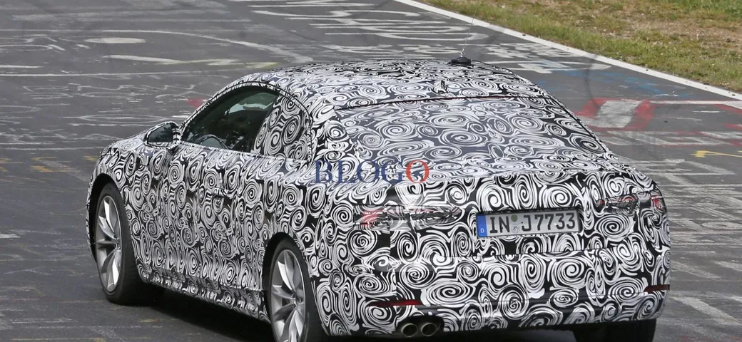 La nuova Audi A5 fra le curve del Nurburgring