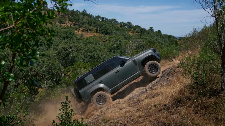 Land Rover Defender Octa fuoristrada di lusso