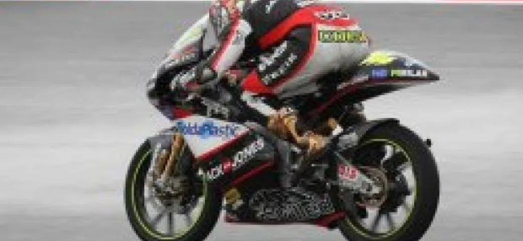 125 a Valencia: Simone Corsi in pole provvisoria