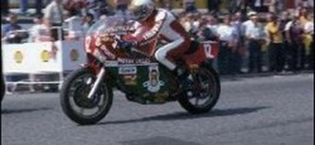 T.T. 2 giugno 1978: con Mike Hailwood il bicilindrico Ducati diventa mito