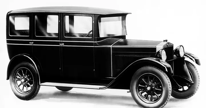 I 100 anni di una Fiat che ha cambiato la storia delle auto in Italia