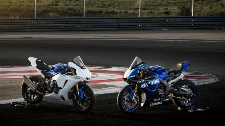 Yamaha R1 GYTR 2023: caratteristiche e foto