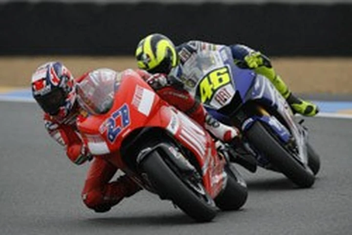 Stoner allunga in classifica