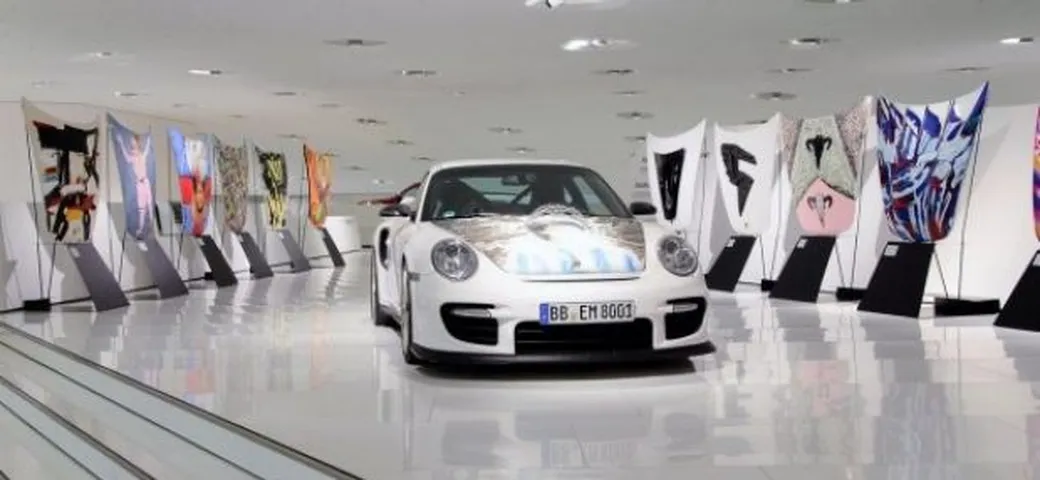 Porsche Colección Goméz: i cofani artistici della 911 GT2
