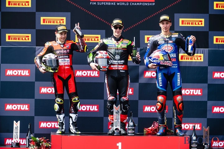 ingrandisci immagine