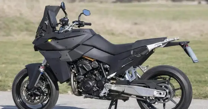 KTM 990 SMT: la sport-touring “Fun” da 120 CV è quasi pronta