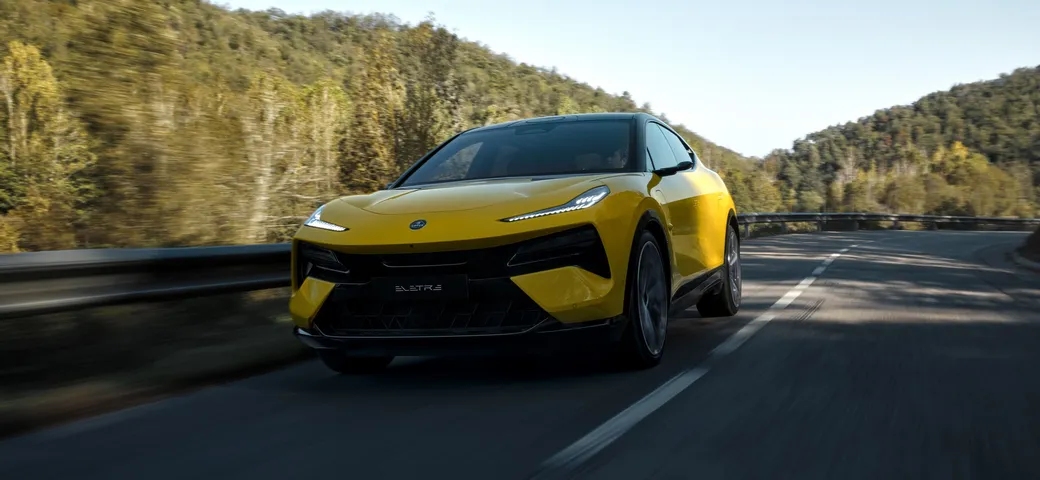 Lotus Eletre: aperti gli ordini negli USA per l'hyper-SUV elettrico