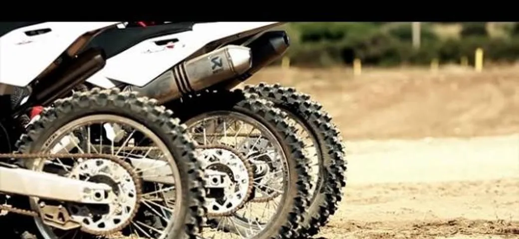 Husqvarna gamma enduro/cross 2013 /video