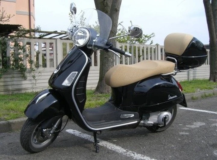 Un giro con Vespa GTS 250ie