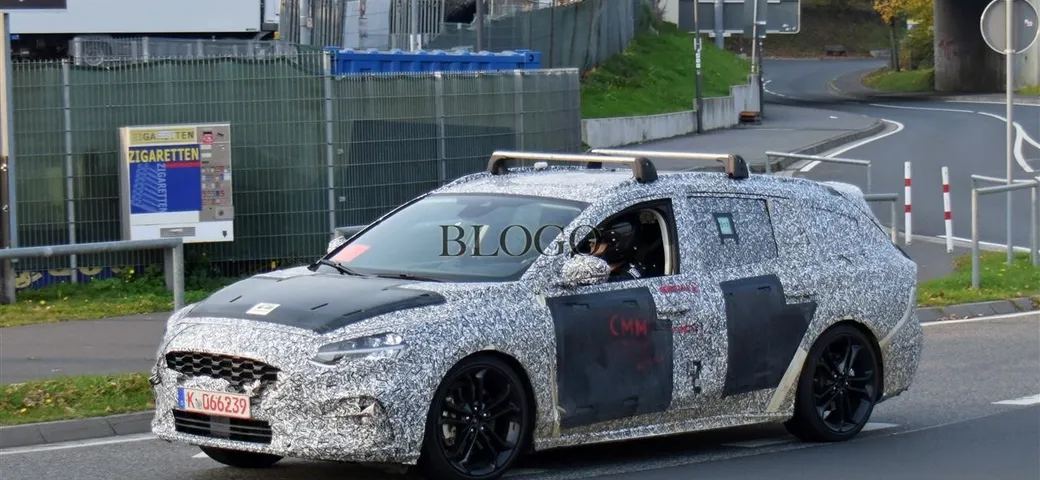 Ford Focus 2018: nuove foto spia della Wagon