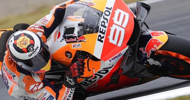 Jorge Lorenzo nell'abisso. Honda: "Non deve avere paura di Zarco"