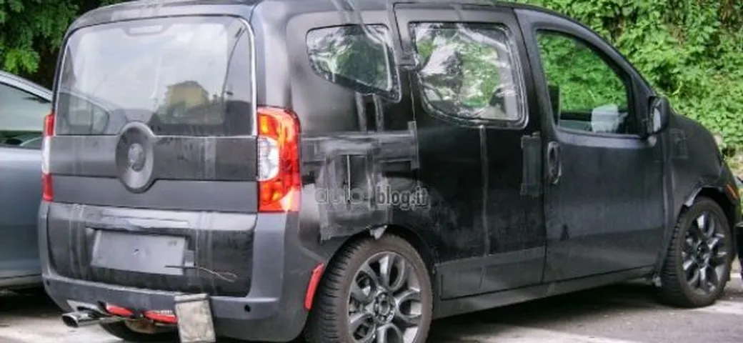 Fiat Qubo: Foto Spia di un lettore