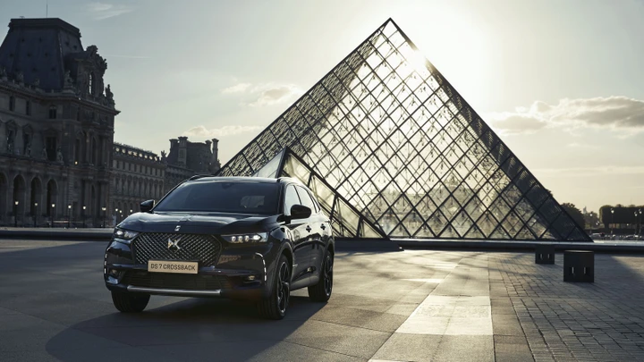 DS 7 Crossback: la nuova gamma italiana