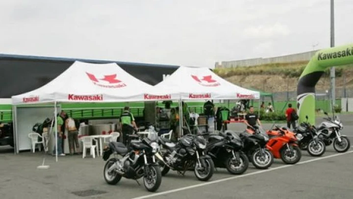 Kawasaki: al via domani il Test Ride dei modelli 2011