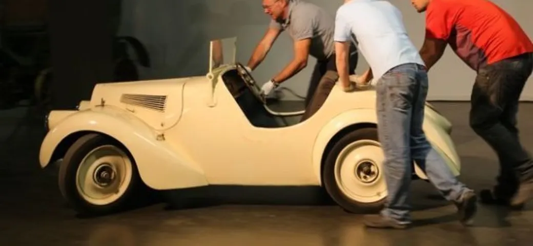 La storia della Bugatti Type 68, supercar di taglia mini