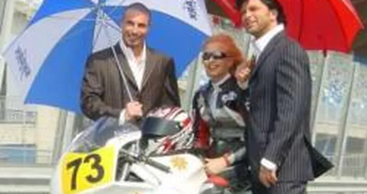 Quando l'ombrellino lo tengono gli uomini...