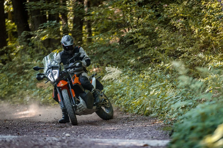 In Moto col Gigi, i nuovi corsi di offroad di KTM