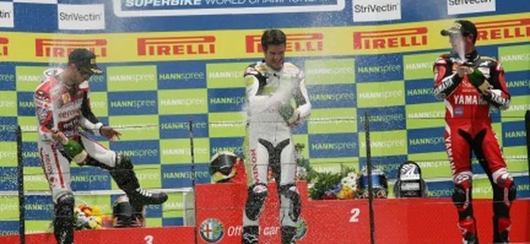 Superbike: ecco Donington. Mondiale riaperto?