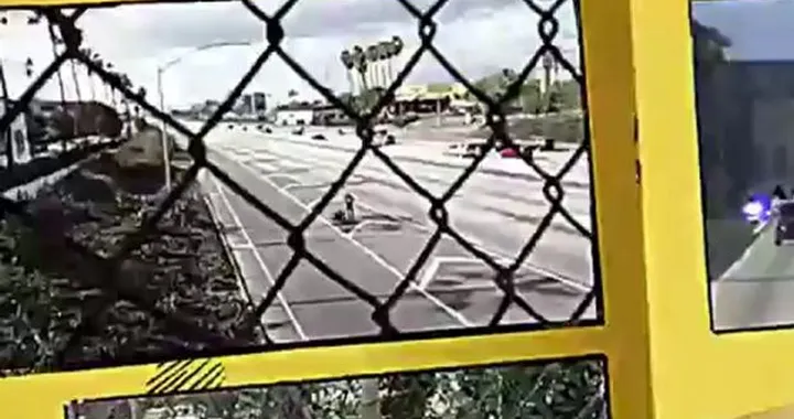 Rubrica Epic Win: Parata di Motocilcisti blocca il traffico per proposta di matrimonio
