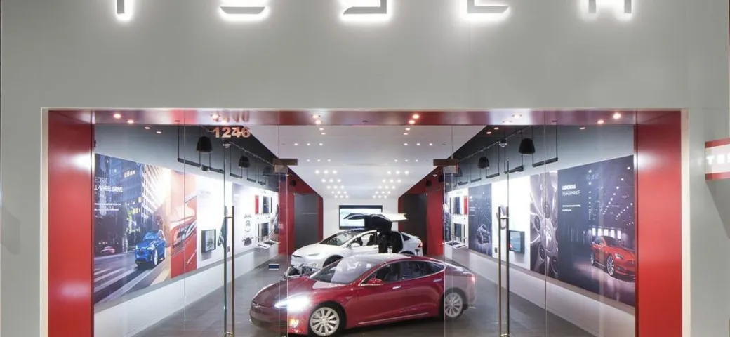 Dopo il Canada un altro Paese è pronto a sbarrare gli incentivi a Tesla