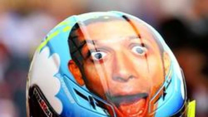 Con AGV avrete il casco di Rossi del Mugello. Ma con la vostra faccia