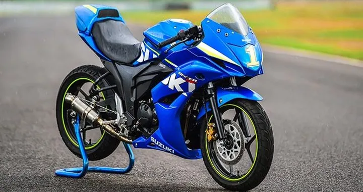 Kevin Schwantz alla finale della Suzuki Gixxer Cup