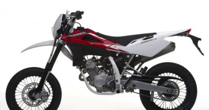 Husqvarna Gamma Supermotard 2012: SMR125, SMS125, SMR511 e SMR630