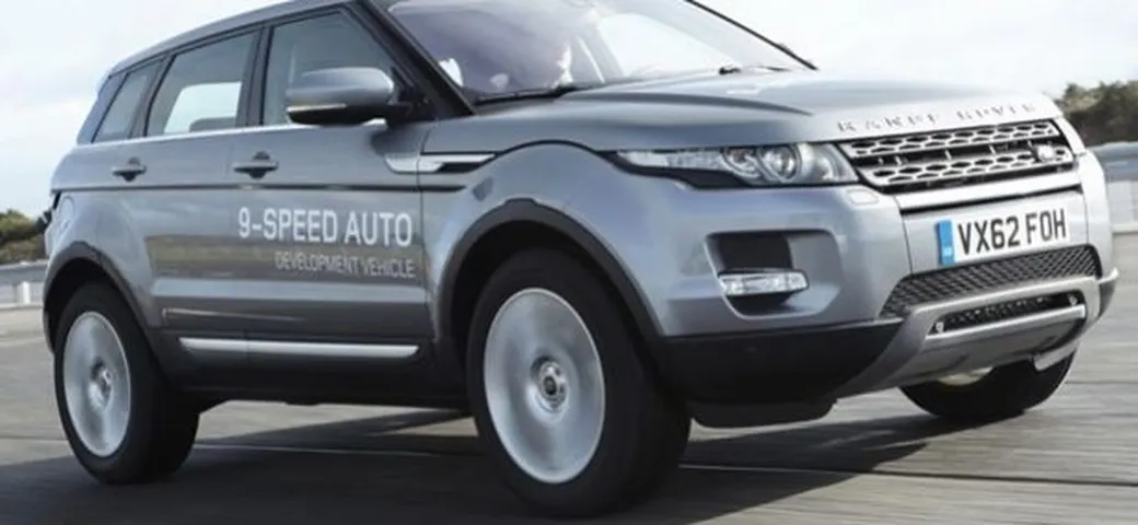 Range Rover Evoque: la 9 marce in video