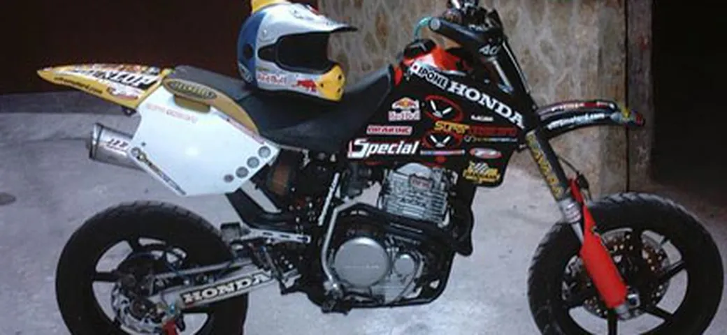 Motard Superbastard