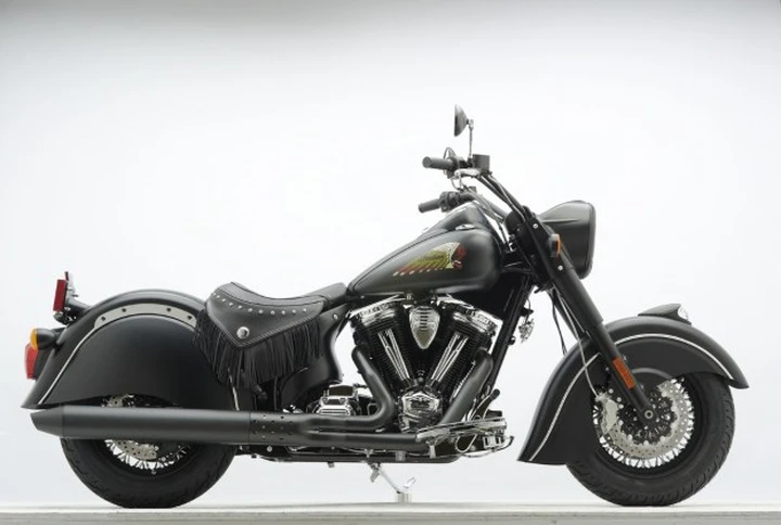 Una nuova Indian Chief Dark Horse per il 2016