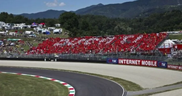 Tribuna Ducati MotoGP: pronti a tifare Rossi e Hayden in ogni circuito